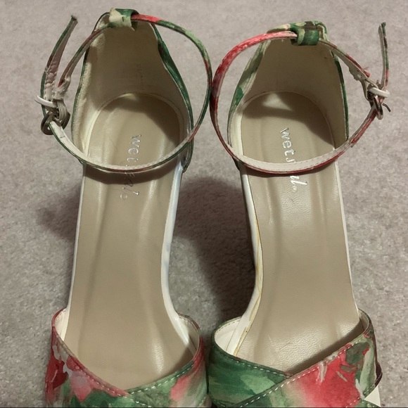 Floral Print Cork Wedges - Picture 7 of 13